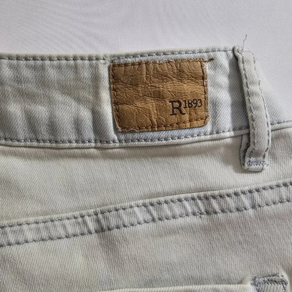 Roebuck & Co. R1893 Women's Size‎ 8 Skinny Jeans Whitewash Distressed